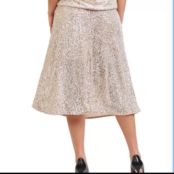 Cream silver metallic sequin midi flare aline skirt - Picture 2 of 8